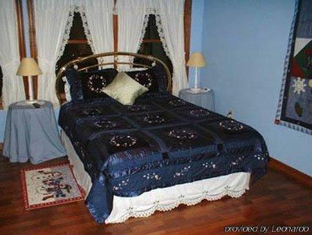 The Yorkshire Inn Phelps Room photo